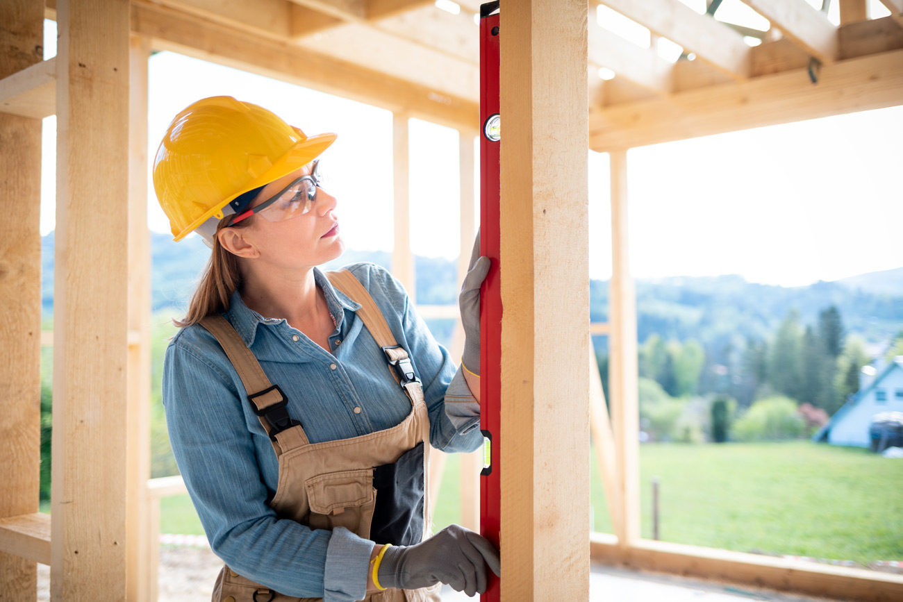 Tennessee contractor with construction bonds at a public works project site.
